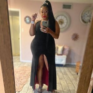 Meet your Posher, Latoya